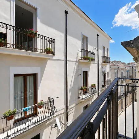 Domus Dell'angelo 3*